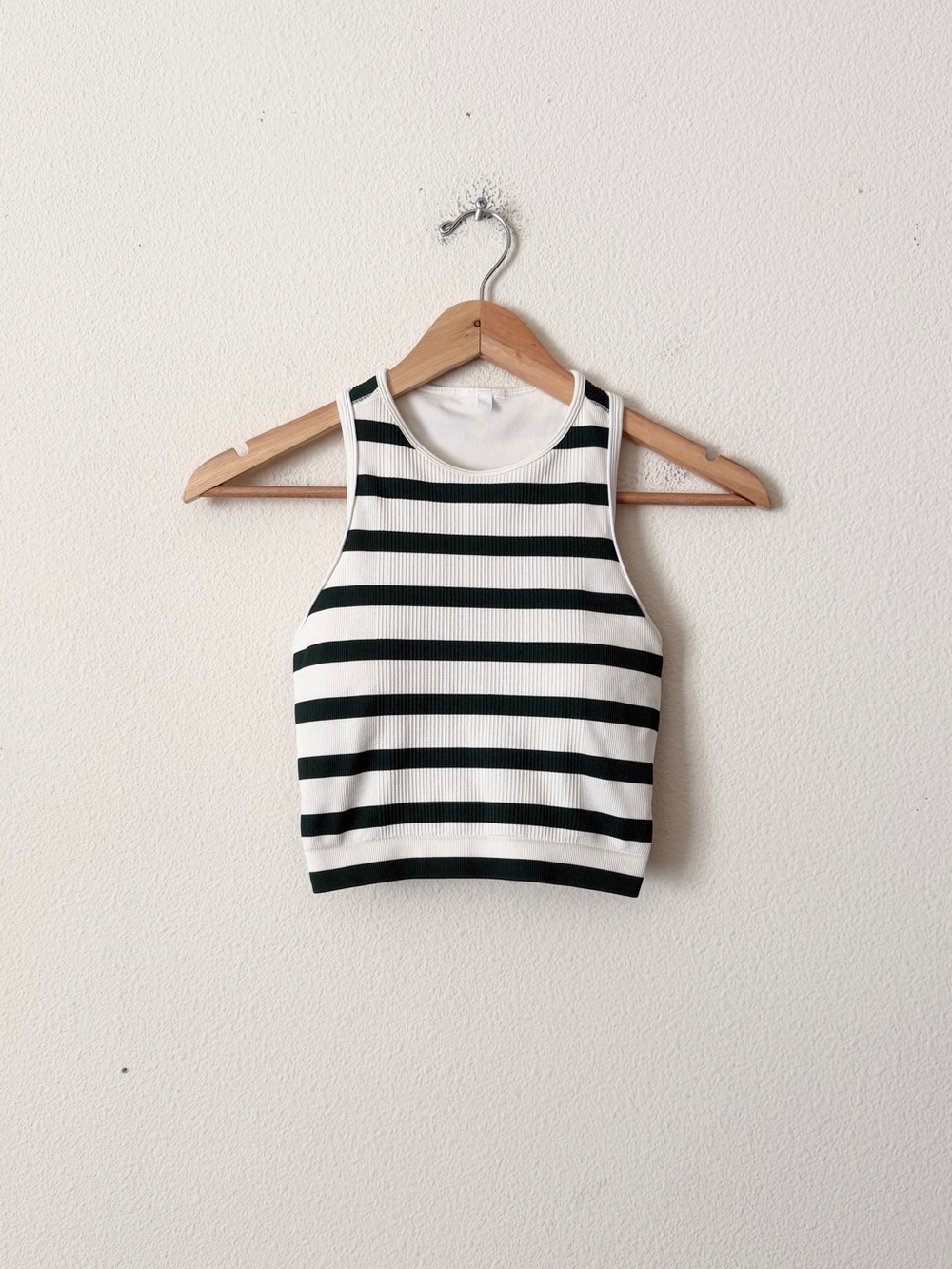 Wilson XS On The Daily Brami seamless striped top